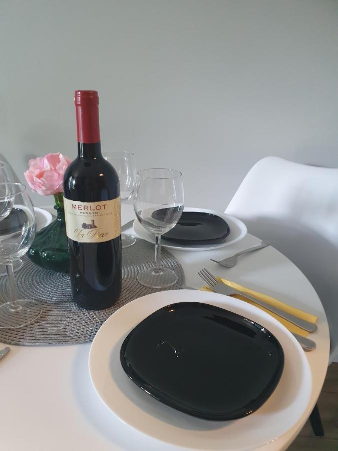 Vizzit Us Premium Apartments Marina Mokotow وارسو المظهر الخارجي الصورة